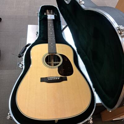 Store Special Product - Martin Guitars - D-28